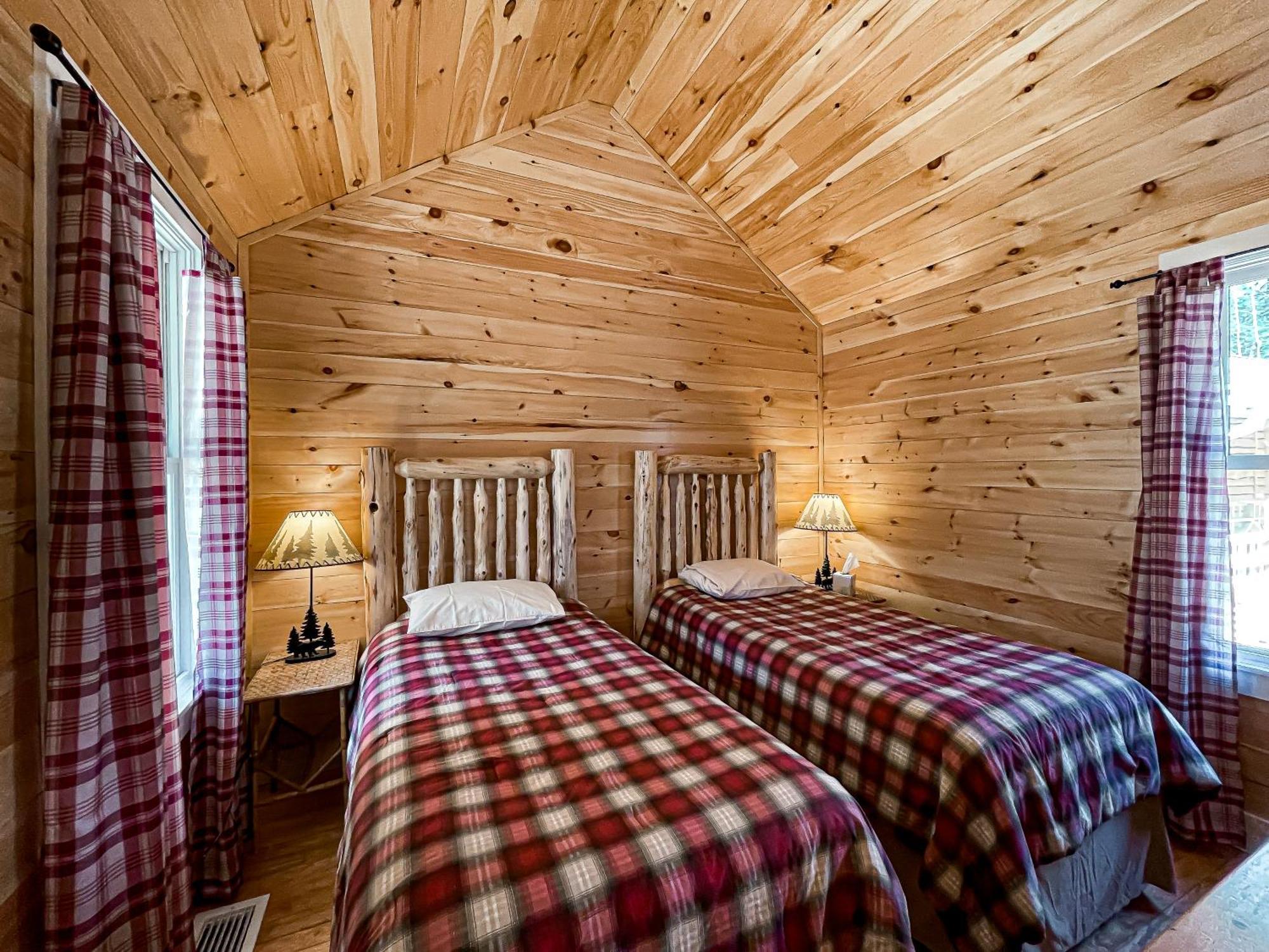White Pine Camp Hotel Paul Smiths Szoba fotó